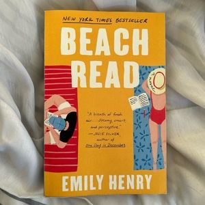Beach Read by Emily Henry